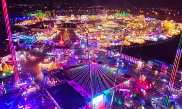 Miracle Garden And Global Village Tour